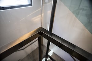 Exklusive Kabinenausstattung von Glasaufzügen